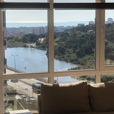 Stylish And Cozy Flat In Maltepe